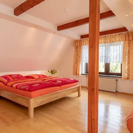 Holiday home Exklusives Untern Reetdach *