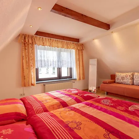 Exklusives Untern Reetdach Vakantiehuis Sellin (Rugen)
