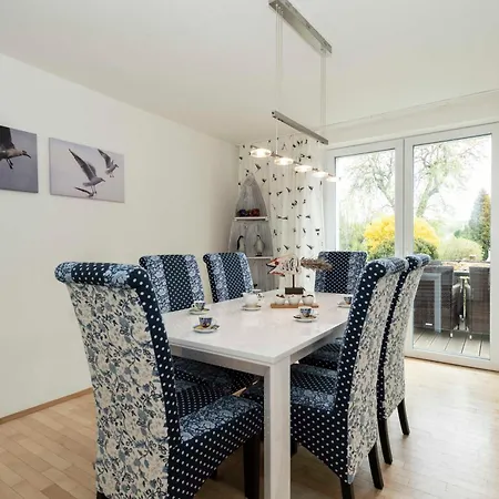 Exklusives Untern Reetdach Sellin (Rugen)