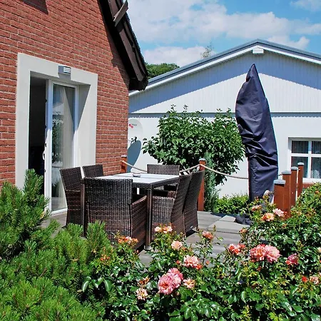 Exklusives Untern Reetdach Sellin (Rugen)